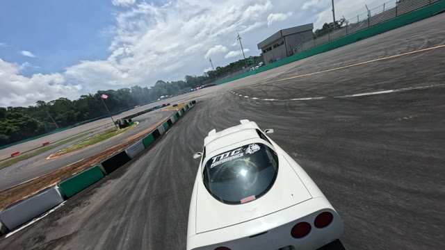 WhiteVette
